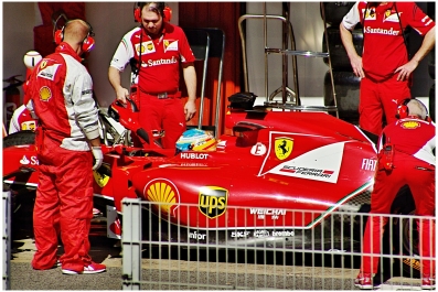 Fernando v Pit Lane
